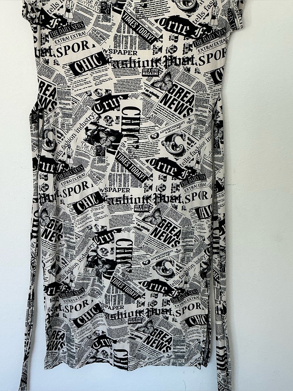 Derek Heart Newspaper Print Tie Waist Dress Size Large Black White Stretch - Picture 5 of 9
